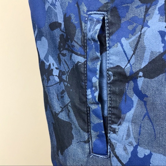 Juicy Couture Blue Floral Jacket Size XS Graphic Zipper Windbreaker Cute Boho - Picture 7 of 9